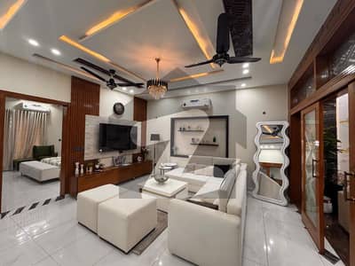 بحریہ ٹاؤن سیکٹرڈی بحریہ ٹاؤن,لاہور میں 3 کمروں کا 5 مرلہ مکان 1.1 لاکھ میں کرایہ پر دستیاب ہے۔