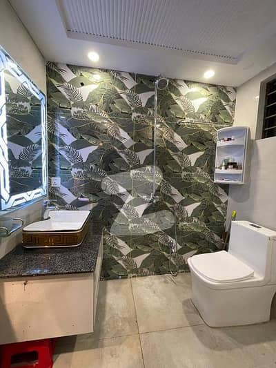 بحریہ ٹاؤن ۔ بلاک اے اے بحریہ ٹاؤن سیکٹرڈی,بحریہ ٹاؤن,لاہور میں 2 کمروں کا 5 مرلہ بالائی پورشن 75.0 ہزار میں کرایہ پر دستیاب ہے۔