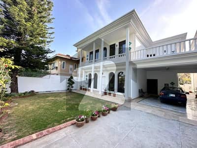 ایف ۔ 7 اسلام آباد میں 5 کمروں کا 1 کنال مکان 5.75 لاکھ میں کرایہ پر دستیاب ہے۔