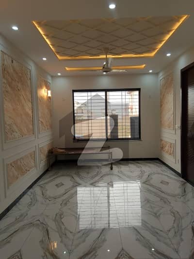 Lower Portion For Rent