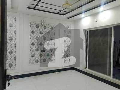 فارمانئیٹس ہاؤسنگ سکیم ۔ بلاک ای فارمانئیٹس ہاؤسنگ سکیم,لاہور میں 3 کمروں کا 5 مرلہ بالائی پورشن 45.0 ہزار میں کرایہ پر دستیاب ہے۔