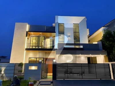 جی ۔ 13 اسلام آباد میں 7 کمروں کا 1 کنال مکان 13.8 کروڑ میں برائے فروخت۔