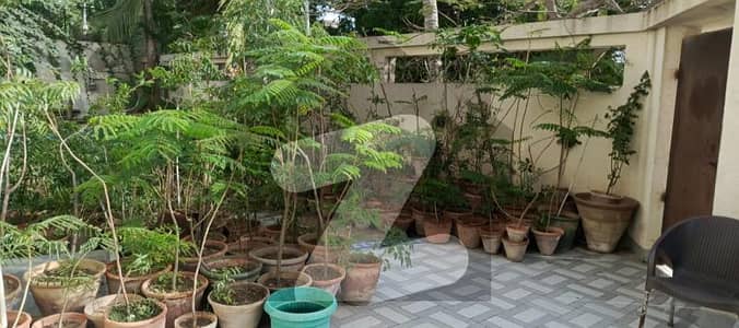 Complete Bungalow For 310 Lac With Guard And Two Cars Parking Near Beautiful Family Park Proper 5 Bedrooms Ready To Move And Much Much More WoW