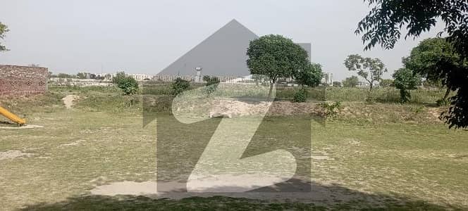 فارمانئیٹس ہاؤسنگ سکیم لاہور میں 5 مرلہ رہائشی پلاٹ 92.0 لاکھ میں برائے فروخت۔