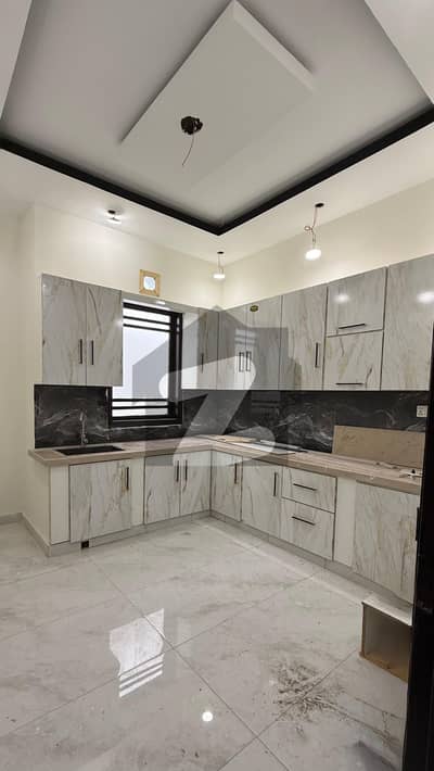 ڈی ایچ اے فیز 8 ڈی ایچ اے ڈیفینس,کراچی میں 3 کمروں کا 12 مرلہ زیریں پورشن 2.75 لاکھ میں کرایہ پر دستیاب ہے۔