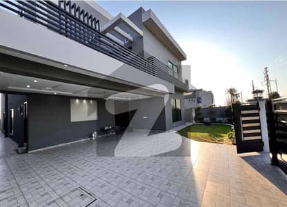 1 KANAL BRAND NEW BEST DESIGN BUNGALOW HOT DEAL URGENT FOR SALE IN PHASE 7