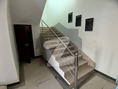 عسکری 4 گلستانِ جوہر,کراچی میں 4 کمروں کا 1 کنال مکان 22.0 کروڑ میں برائے فروخت۔