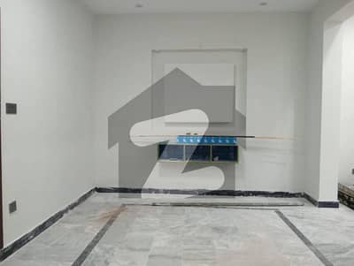 بنی گالہ اسلام آباد میں 2 کمروں کا 5 مرلہ مکان 50.0 ہزار میں کرایہ پر دستیاب ہے۔