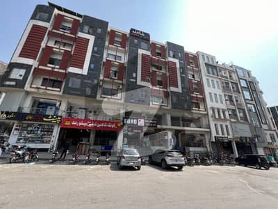 Commercial Shop with Strong Rental Potential and Excellent Visibility