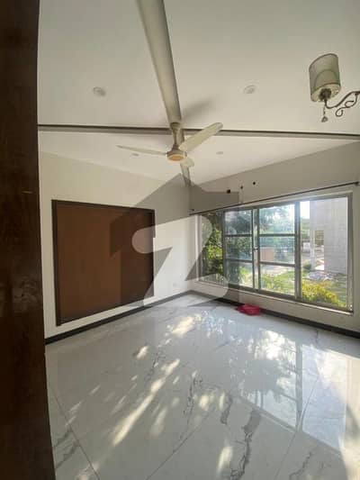 10 Marla Upper Portion For Rent