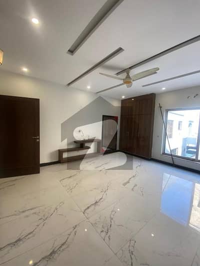 10 Marla Upper Portion For Rent