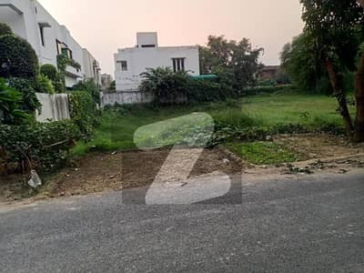 10 Marla Ideal Plot for Living & Investment DHA Phase 7