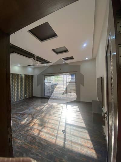 1 KANAL LOWER LOCK UPPER PORTION FOR RENT 3 BEDS TV LOUNGE KITCHEN GOOD LOCATION HOUSE   FOR MORE DETAILS   CONTACT ME   UMAR MALIK   03423472704