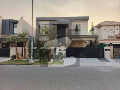 Beautiful Designer Villa For Rent