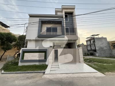 4 Marla Clasic Look House For Sale In Bismillah Housing Scheme