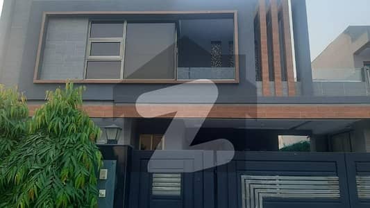 ڈی ایچ اے فیز 6 ڈیفنس (ڈی ایچ اے),لاہور میں 4 کمروں کا 10 مرلہ مکان 2.55 لاکھ میں کرایہ پر دستیاب ہے۔