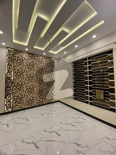 Double Storey 5 Marla House For sale In Park View City - Executive Block Lahore