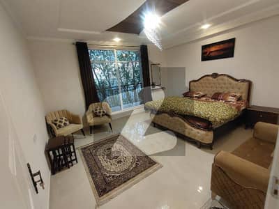 بھوربن مری میں 1 کمرے کا 4 مرلہ فلیٹ 1.75 کروڑ میں برائے فروخت۔