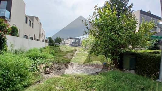 2 kanal Plot Block T direct approach 100FT Road location DHA Phase 8