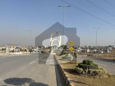 ڈی ایچ اے فیز 5 ۔ سیکٹر جے ڈی ایچ اے ڈیفینس فیز 5,ڈی ایچ اے ڈیفینس,اسلام آباد میں 10 مرلہ رہائشی پلاٹ 2.4 کروڑ میں برائے فروخت۔