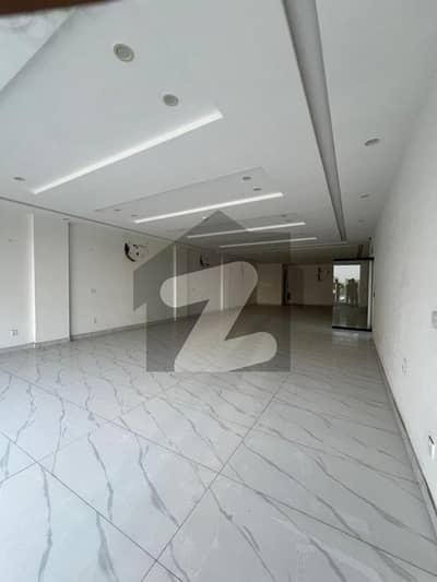 Exclusive Commercial Rental Opportunity 8-Marla Modern Office Floor with Elegant Layout in DHA Phase 8 Broadway Available on Cheap Rent Only 190K Direct Owner Easy Deal with Motivated Seller