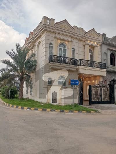 5 Marla Corner House Available For Sale