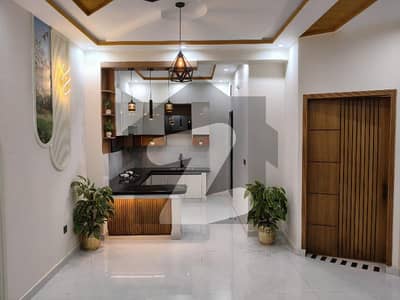 کینال گارڈنز - بلاک اے اے کینال گارڈن,لاہور میں 4 کمروں کا 4 مرلہ مکان 1.8 کروڑ میں برائے فروخت۔