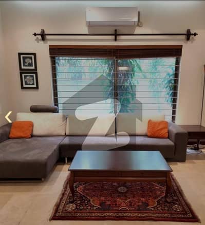 ڈی ایچ اے فیز 4 ڈیفنس (ڈی ایچ اے),لاہور میں 3 کمروں کا 1 کنال مکان 3.49 لاکھ میں کرایہ پر دستیاب ہے۔