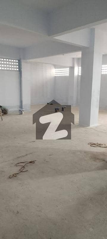 کورنگی انڈسٹریل ایریا کورنگی,کراچی میں 4 کنال گودام 13.2 لاکھ میں کرایہ پر دستیاب ہے۔