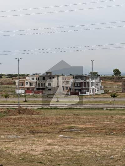 1 Kanal Possession Ready To Construction Heighted Location Plot Available For Sale On Investor Price In Taj Residencia Orchard Block