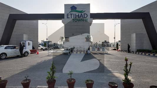 اتحاد ٹاؤن فیز 2 اتحاد ٹاؤن,رائیونڈ روڈ,لاہور میں 5 مرلہ کمرشل پلاٹ 2.2 کروڑ میں برائے فروخت۔