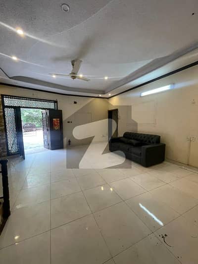 1150 Sqft Shop Link MM Alam Road Gulberg For Rent