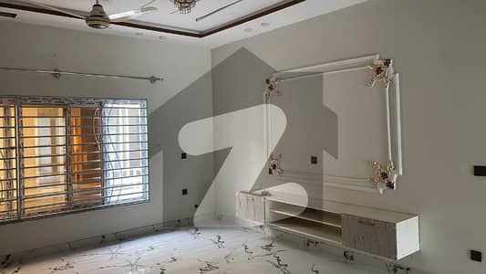 ایم پی سی ایچ ایس ۔ ملٹی گارڈنز بی ۔ 17,اسلام آباد میں 4 کمروں کا 1 کنال بالائی پورشن 1.1 لاکھ میں کرایہ پر دستیاب ہے۔