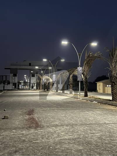 Corner Plot Available for sale In falaknaz dreams Malir