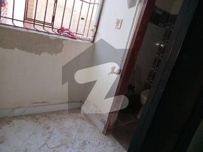 اللہ والا ٹاؤن - سیکٹر 31-جی اللہ والا ٹاؤن,کورنگی,کراچی میں 2 کمروں کا 2 مرلہ فلیٹ 26.0 لاکھ میں برائے فروخت۔