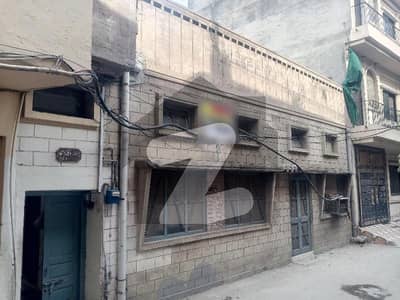 شام نگر لاہور میں 6 کمروں کا 10 مرلہ مکان 4.0 کروڑ میں برائے فروخت۔