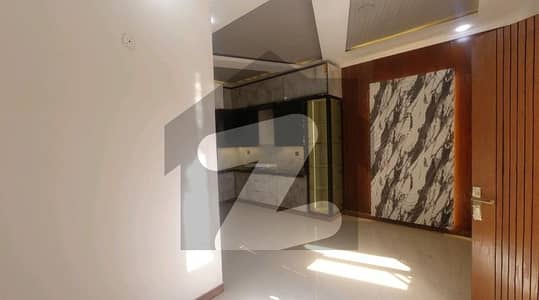 Prime Location House Of 160 Square Yards Is Available For sale