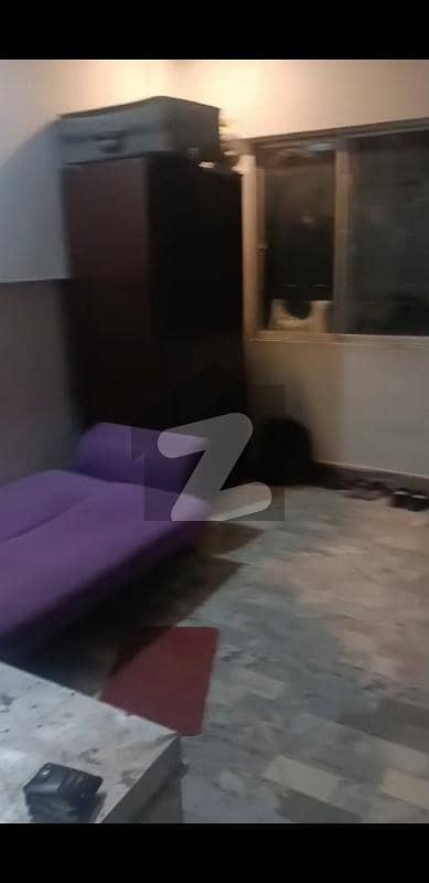 گلشنِ اقبال - بلاک 1 گلشنِ اقبال,گلشنِ اقبال ٹاؤن,کراچی میں 2 کمروں کا 3 مرلہ فلیٹ 28.0 ہزار میں کرایہ پر دستیاب ہے۔