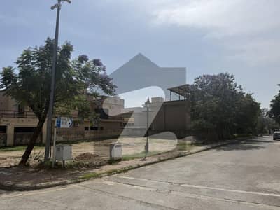 بحریہ ٹاؤن فیز 1 بحریہ ٹاؤن راولپنڈی,راولپنڈی میں 1 کنال رہائشی پلاٹ 4.0 کروڑ میں برائے فروخت۔