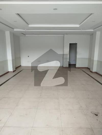 ایم پی سی ایچ ایس - بلاک اے ایم پی سی ایچ ایس ۔ ملٹی گارڈنز,بی ۔ 17,اسلام آباد میں 3 مرلہ Studio دکان 40.0 ہزار میں کرایہ پر دستیاب ہے۔