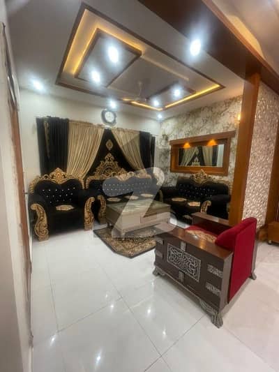 بحریہ ٹاؤن اوورسیز انکلیو بحریہ ٹاؤن,لاہور میں 3 کمروں کا 5 مرلہ مکان 2.2 کروڑ میں برائے فروخت۔