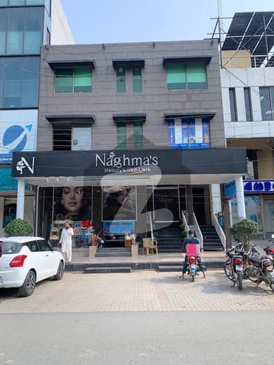 ماڈل ٹاؤن ۔ بلاک کے ماڈل ٹاؤن,لاہور میں 11 مرلہ Studio دفتر 4.0 لاکھ میں کرایہ پر دستیاب ہے۔