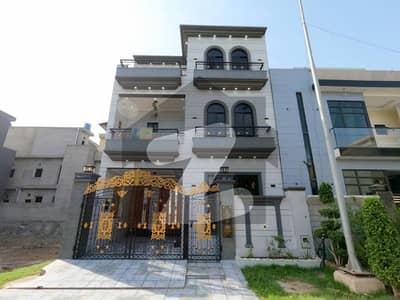 5 Marla Brand New Luxury House Available For sale In Park View City - Diamond Block Lahore