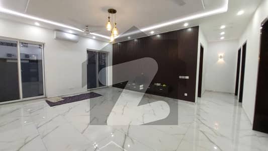 1 Kanal Upper Portion For Rent In DHA Phase 7 - Separate Entrance