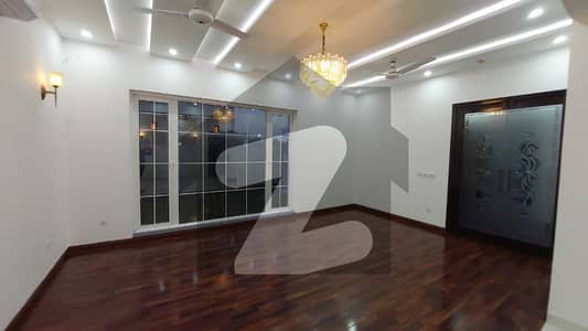 1 Kanal Upper Portion For Rent In DHA Phase 7 - Separate Entrance