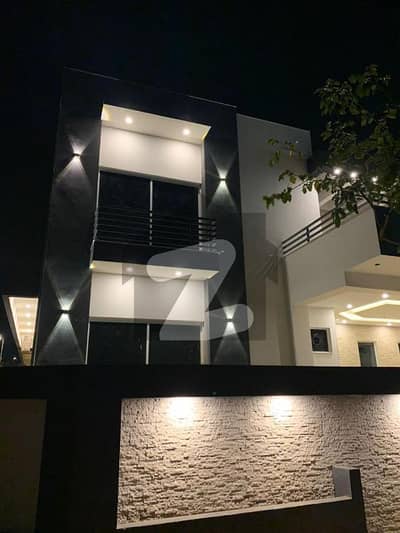 ڈی ایچ اے فیز 5 - سیکٹر ایف ڈی ایچ اے ڈیفینس فیز 5,ڈی ایچ اے ڈیفینس,اسلام آباد میں 6 کمروں کا 1 کنال مکان 9.15 کروڑ میں برائے فروخت۔