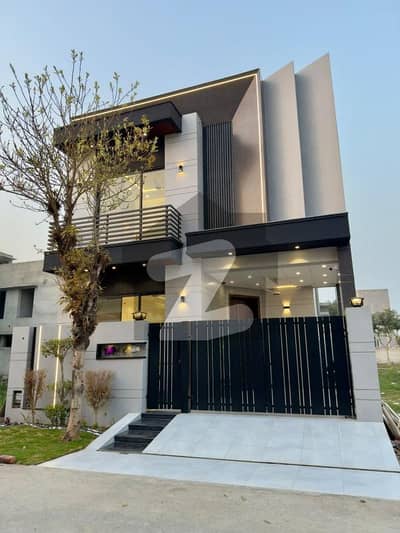 5 MARLA House For Sale in Dha 9 Town