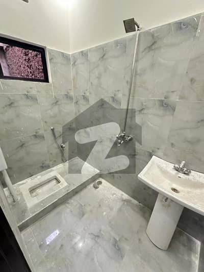 والٹن روڈ لاہور میں 1 کمرے کا 3 مرلہ بالائی پورشن 35.0 ہزار میں کرایہ پر دستیاب ہے۔