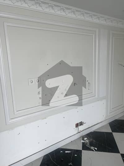 عمار ریف ٹاورز امارکریسنٹ بے,ڈی ایچ اے فیز 8,ڈی ایچ اے ڈیفینس,کراچی میں 4 کمروں کا 12 مرلہ فلیٹ 11.0 کروڑ میں برائے فروخت۔