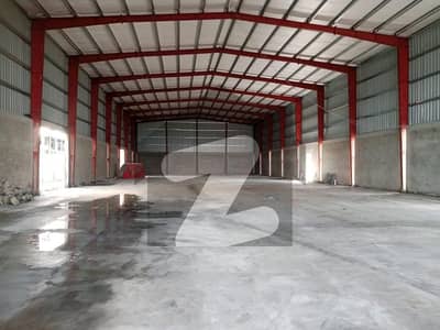 کہوٹہ ٹرائی اینگل انڈسٹریل ایریا اسلام آباد میں 4 کمروں کا 4 کنال گودام 15.0 لاکھ میں کرایہ پر دستیاب ہے۔